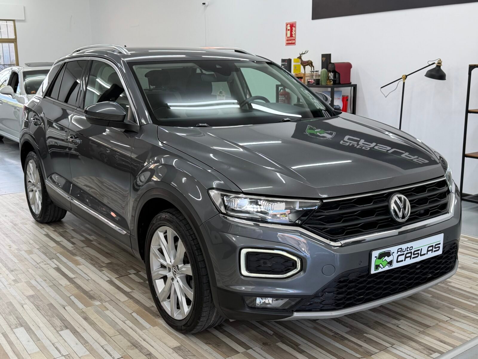 VOLKSWAGEN T-ROC Sport