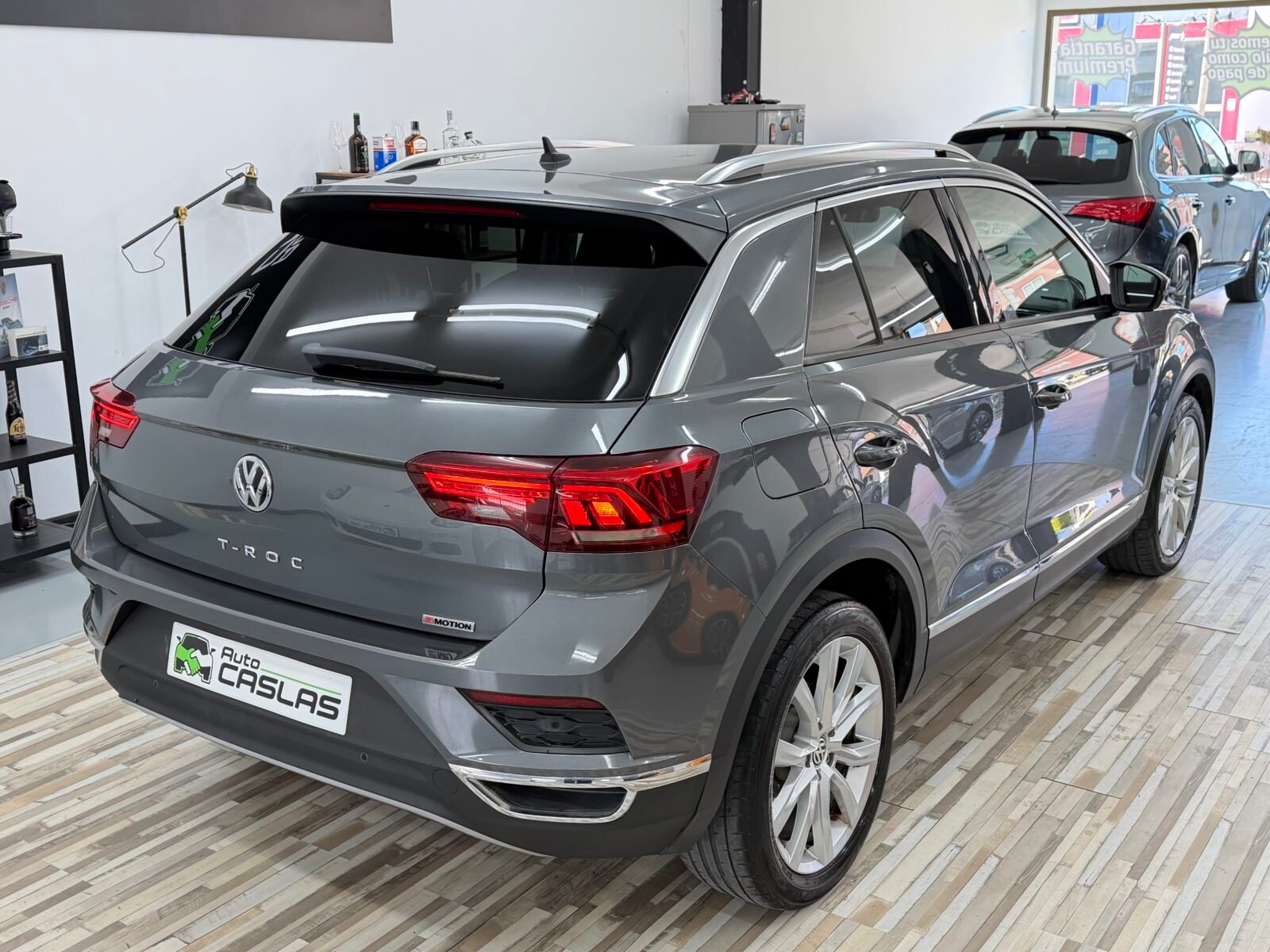 VOLKSWAGEN T-ROC Sport