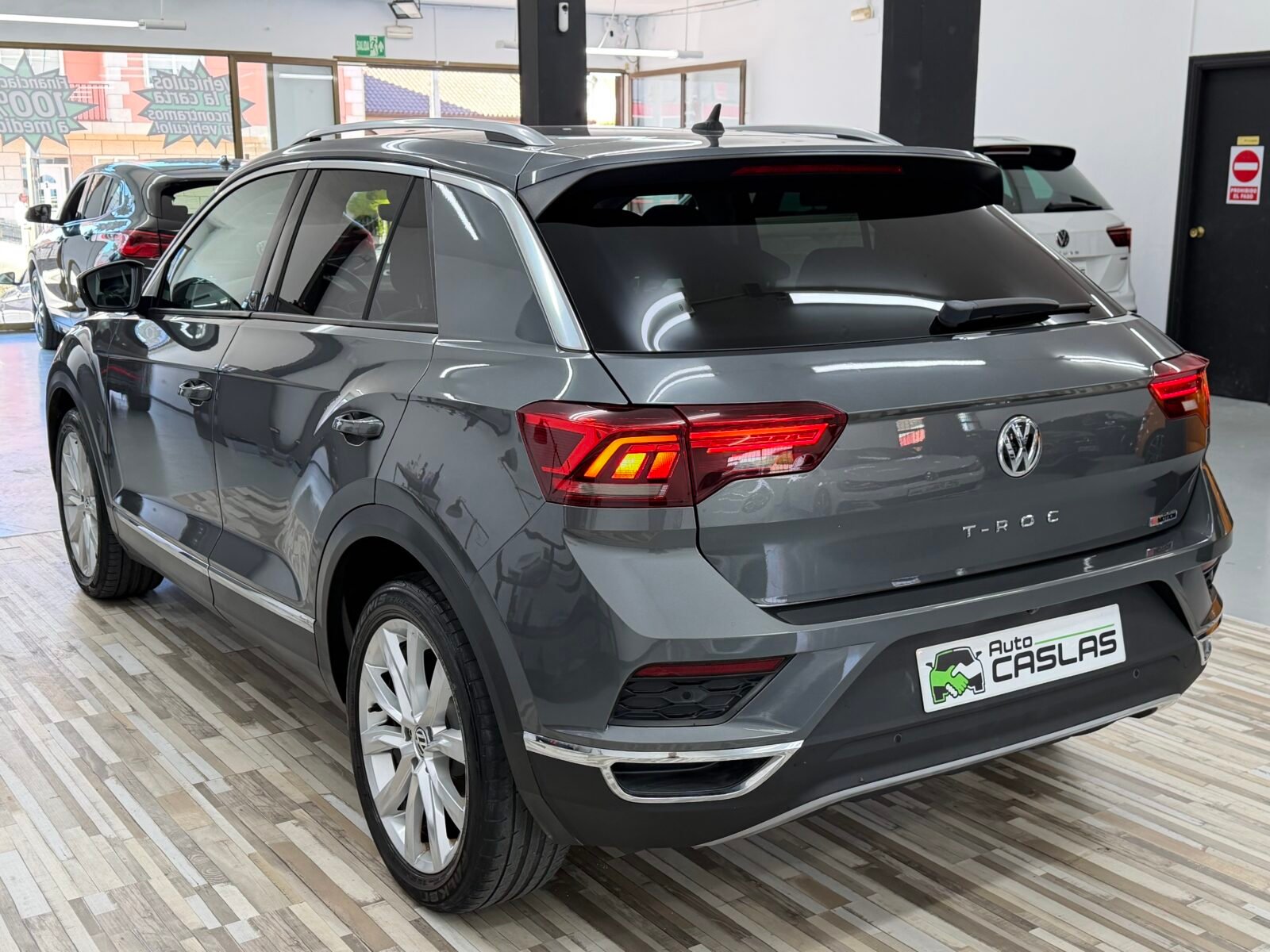 VOLKSWAGEN T-ROC Sport