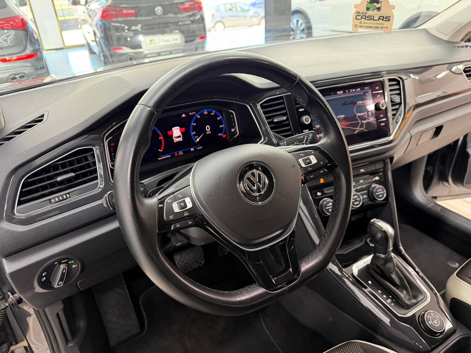 VOLKSWAGEN T-ROC Sport